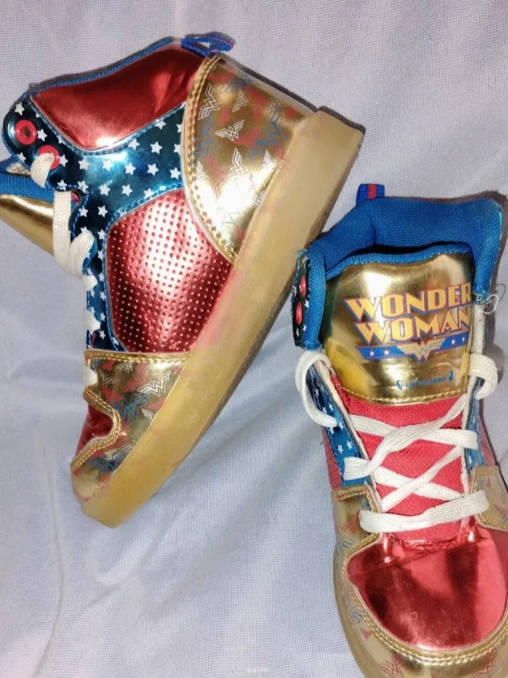 WonderWoman brand dc